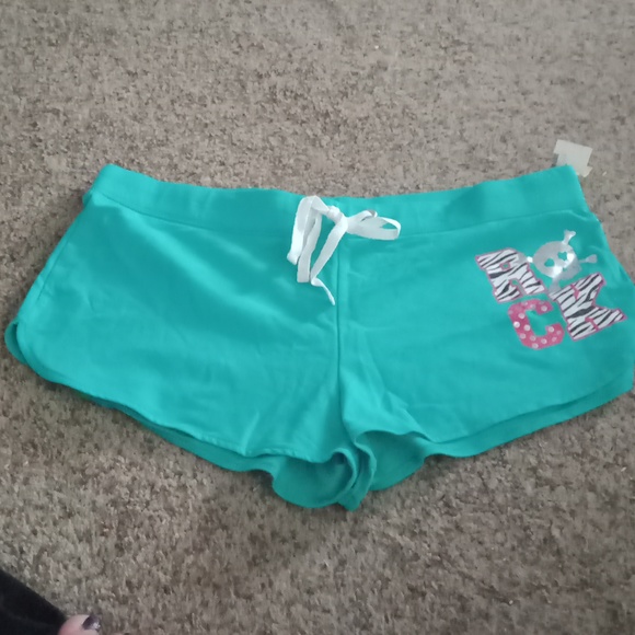 🧘♀️ 2 pair lounge shorts - Picture 3 of 4